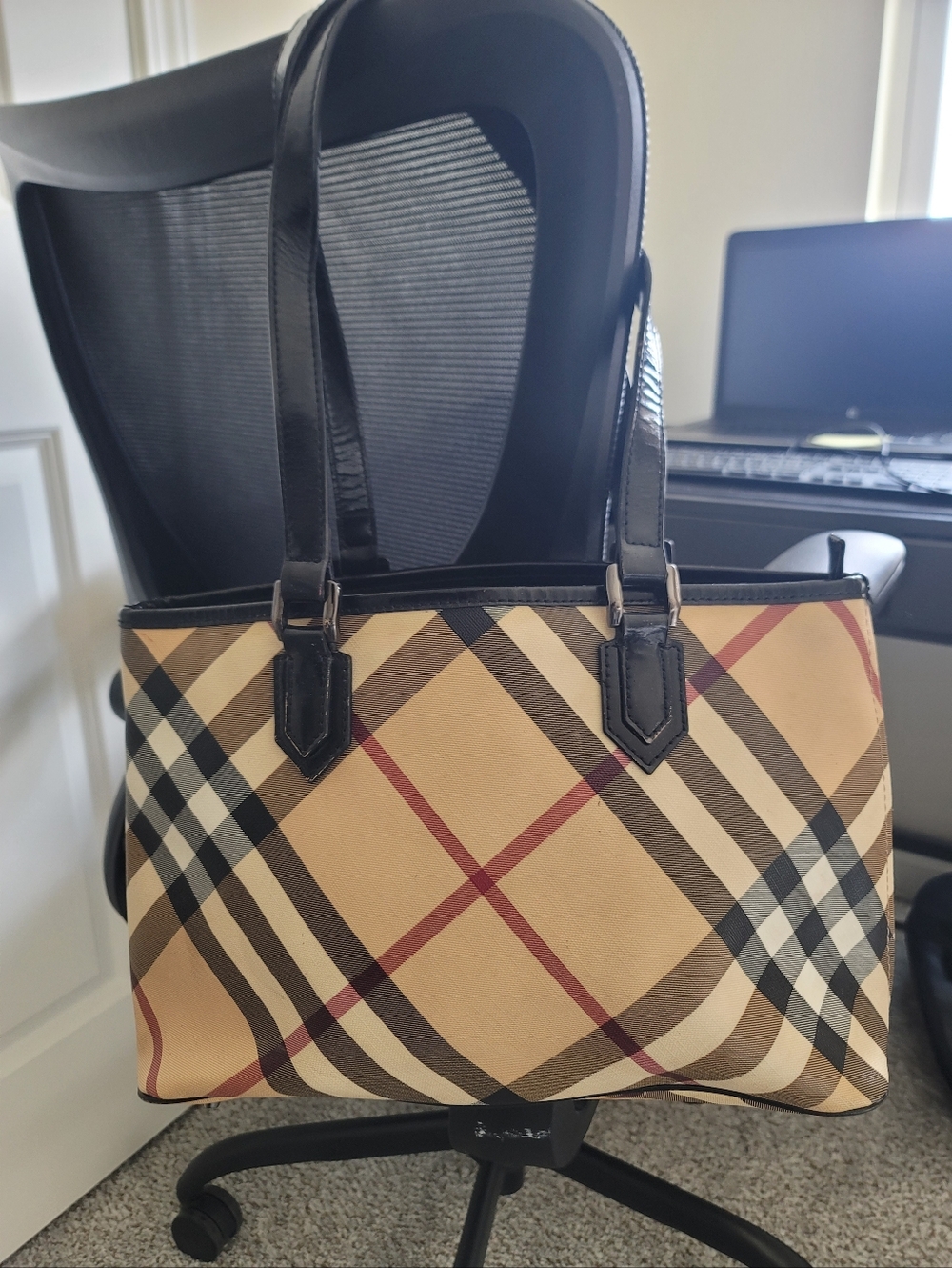 Burberry Black Patent Leather Supernova Check Coated Canvas Tote Bag - Picture 10 of 16
